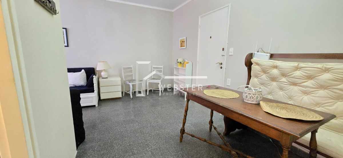 Apartamento ID.2057 - Apartamento de un dormitorio en Punta del Este, reciclado