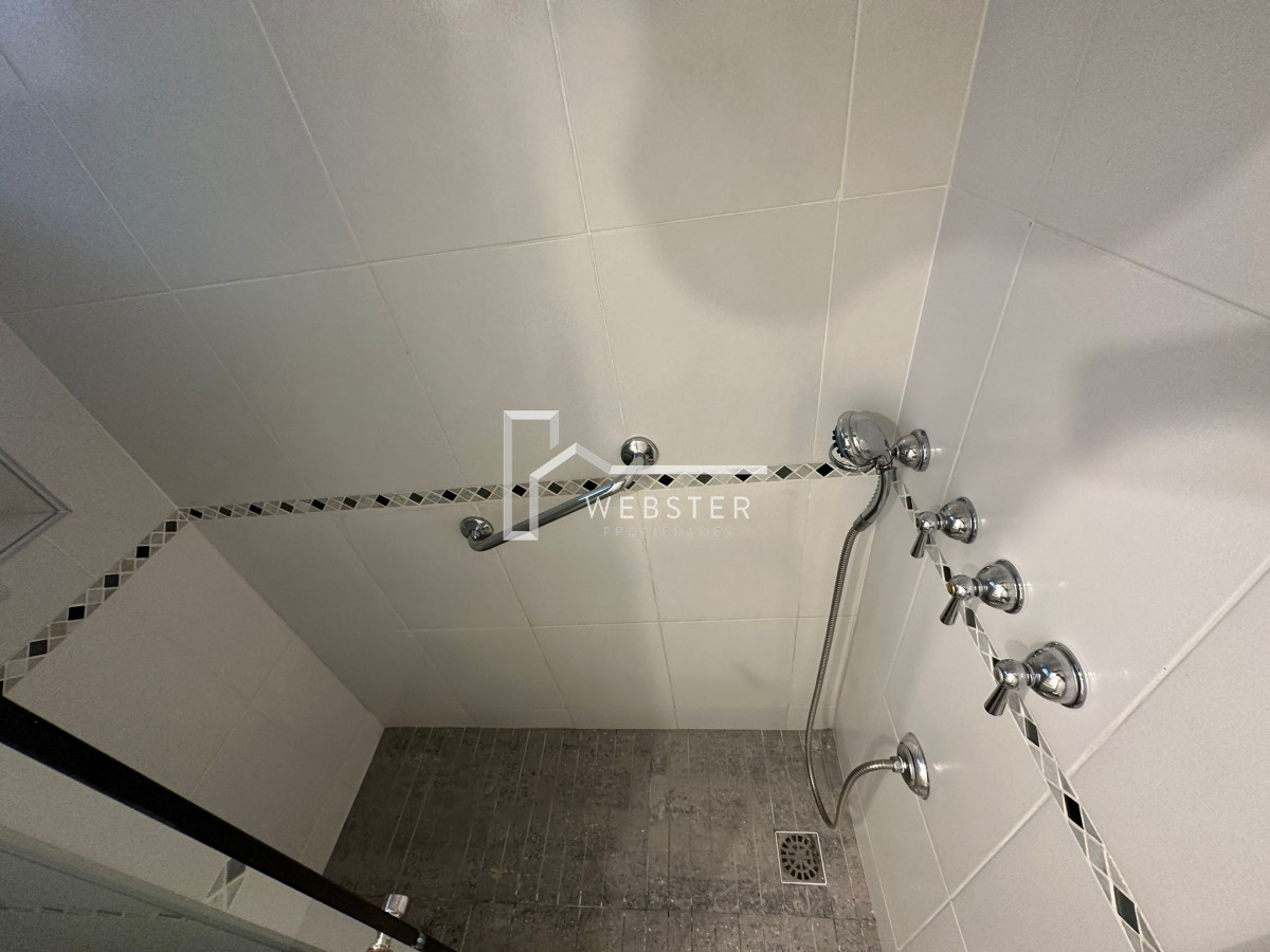 Apartamento ID.1714 - apartamento en venta y alquiler  frente a playa brava