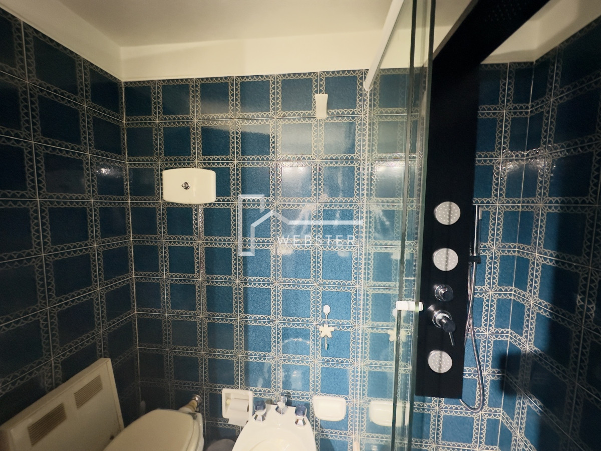 Apartamento ID.2241 - Venta de Apartamento de 2 dormitorios, 2 baños, balcon, vista.