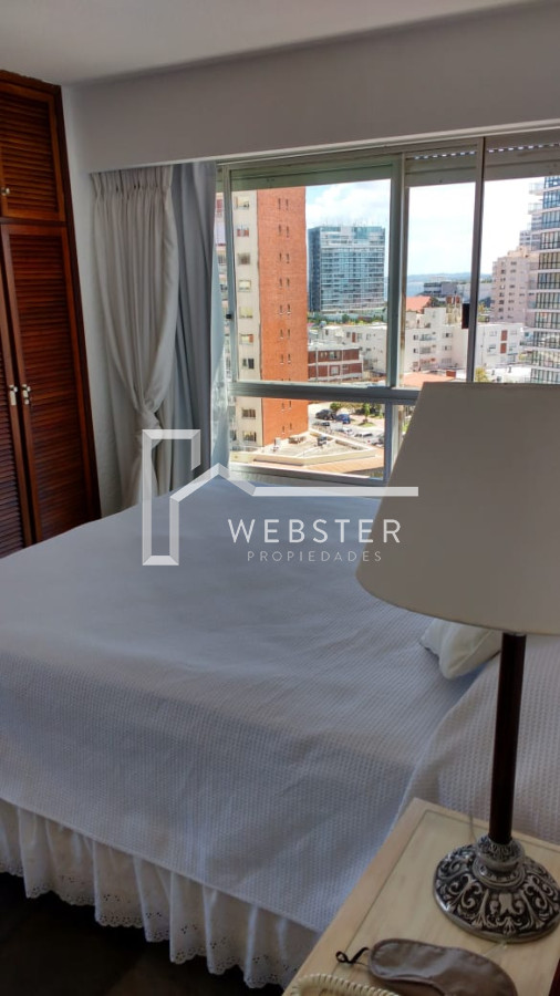 Apartamento ID.1708 -  Apartamento en venta frente al mar Punta del Este