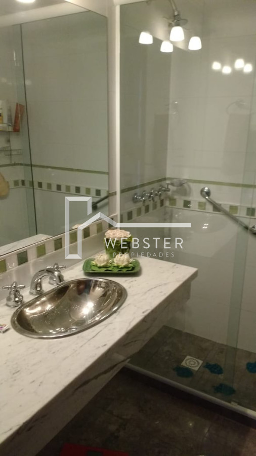 Apartamento ID.1708 -  Apartamento en venta frente al mar Punta del Este