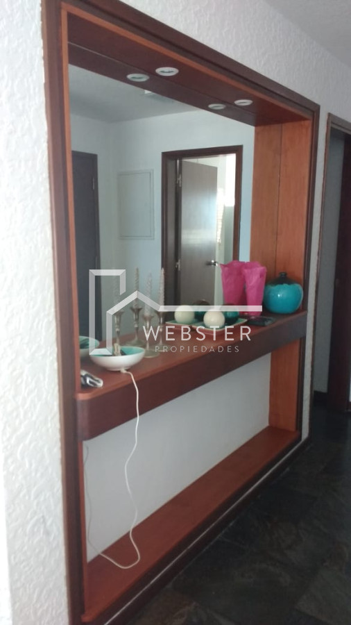 Apartamento ID.1708 -  Apartamento en venta frente al mar Punta del Este