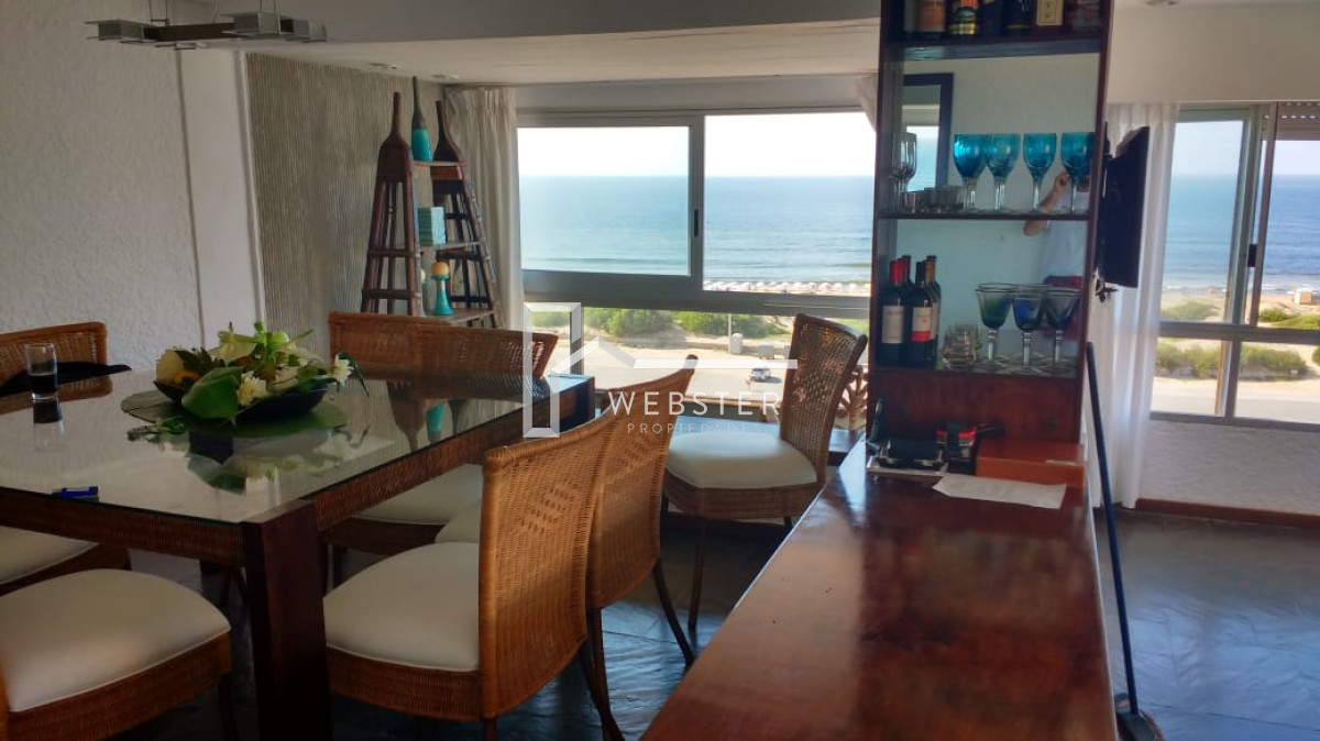 Apartamento ID.1708 -  Apartamento en venta frente al mar Punta del Este
