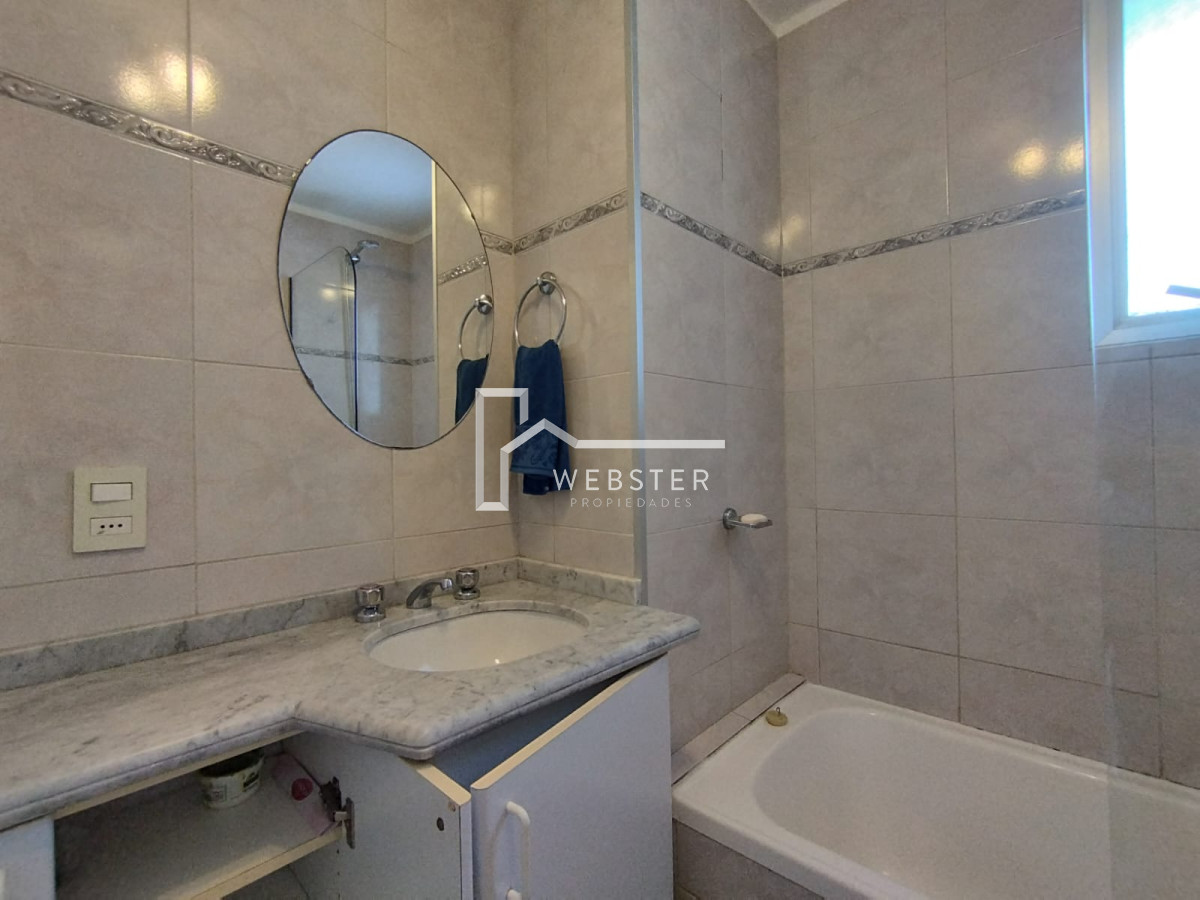 Apartamento ID.2232 - Apartamento en alquiler y venta de dos dormitorios en Punta del Este
