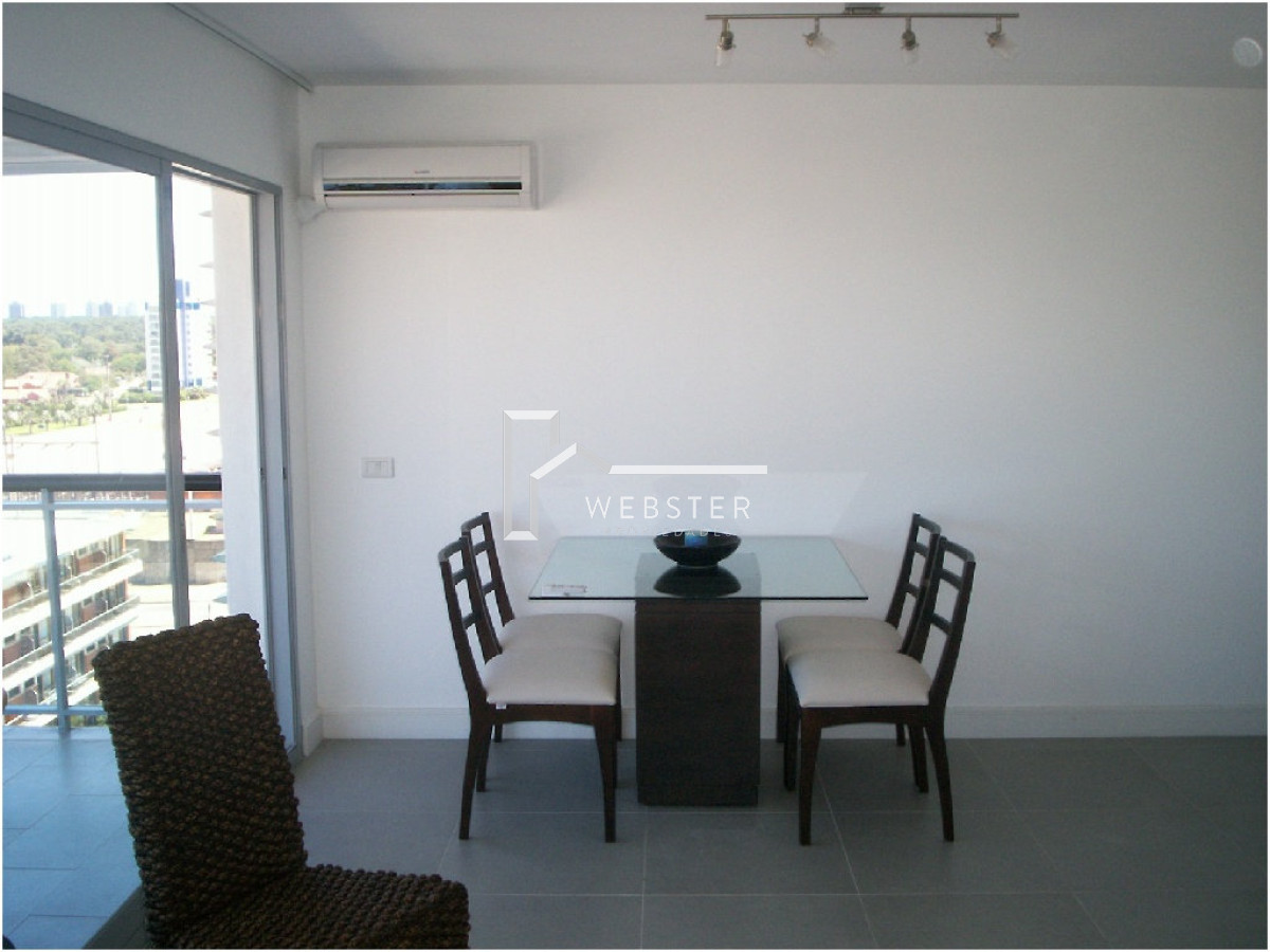 Apartamento ID.1704 - Venta apartamento de 2 dor con parrillero, balcón en Puta del Este