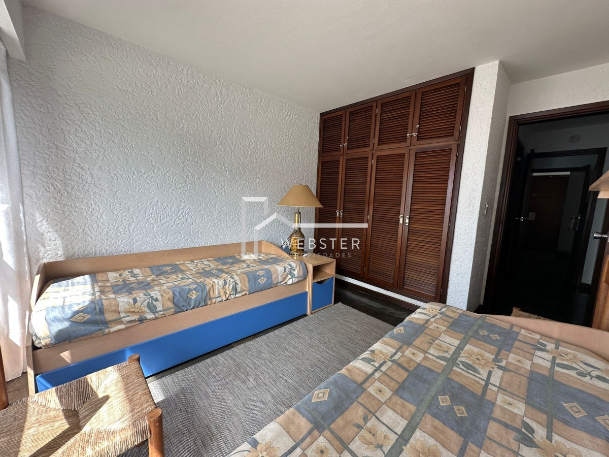 Apartamento ID.1714 - apartamento en venta y alquiler  frente a playa brava