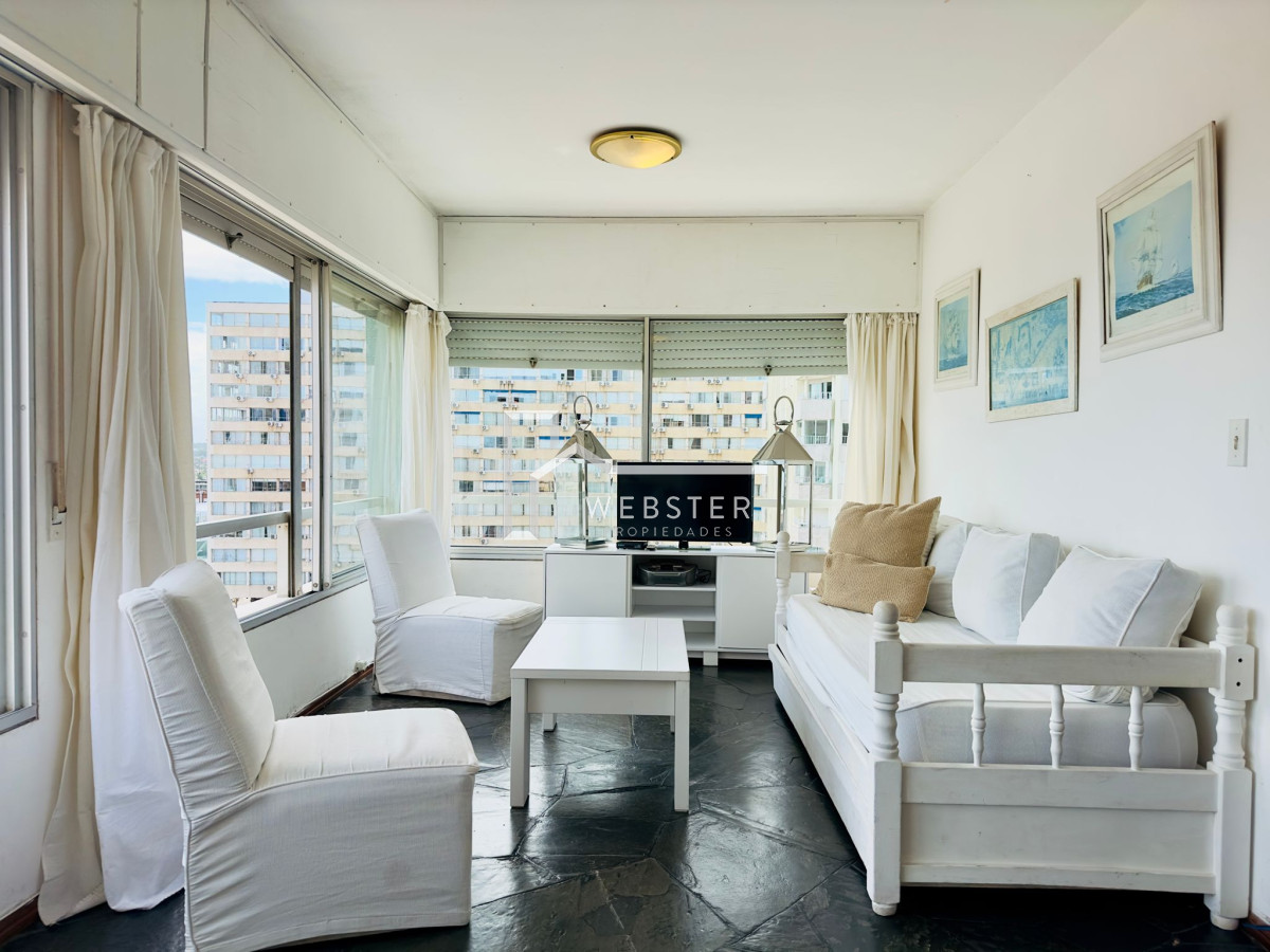 Apartamento ID.2240 - Apartamento de dos dormitorios en venta en Punta del Este