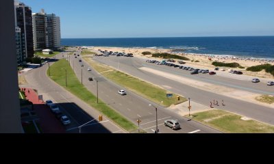 Apartamento en venta frente al mar Punta del Este