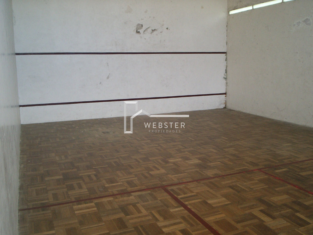 Apartamento ID.1570 - Apartamento en venta de 3 dormitorios en Punta del Este