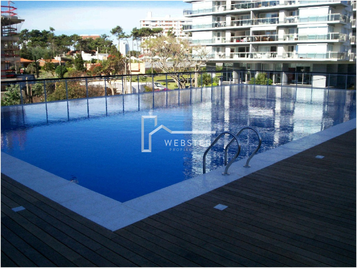 Apartamento ID.1704 - Venta apartamento de 2 dor con parrillero, balcón en Puta del Este