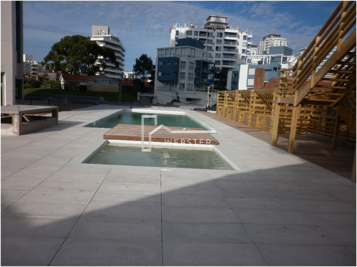 Apartamento ID.1706 - Venta de apartamento de dos dormitorios en Punta del Este