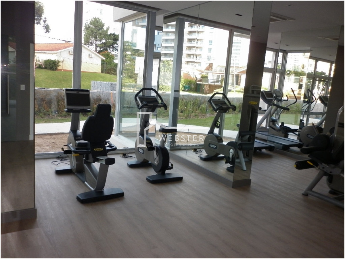 Apartamento ID.1706 - Venta de apartamento de dos dormitorios en Punta del Este