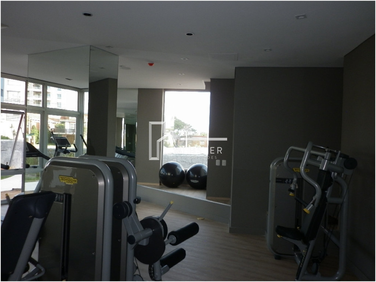 Apartamento ID.1706 - Venta de apartamento de dos dormitorios en Punta del Este