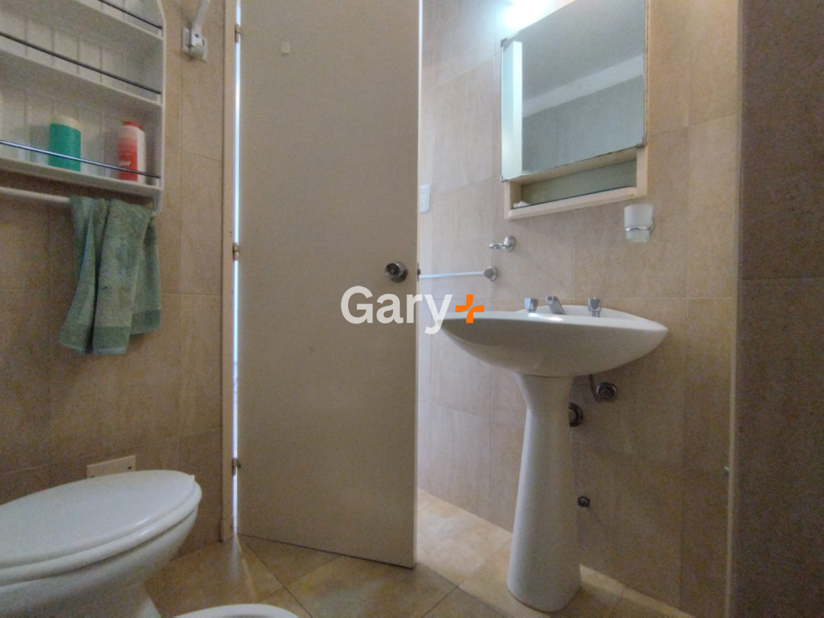 Apartamento ID.29376 - Apartamento de 1 dormitorio y medio en venta en primera linea playa Mansa