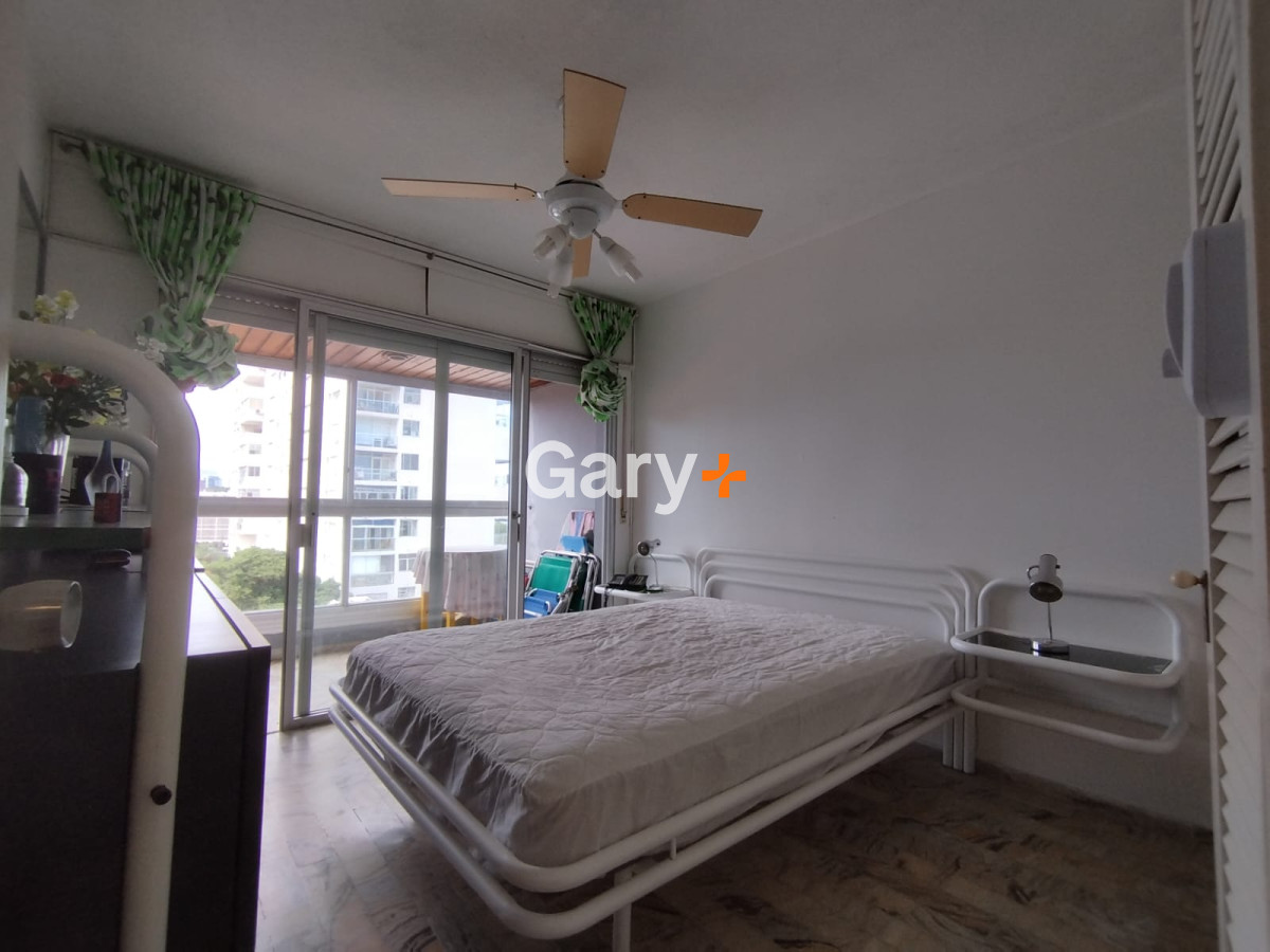 Apartamento ID.29376 - Apartamento de 1 dormitorio y medio en venta en primera linea playa Mansa