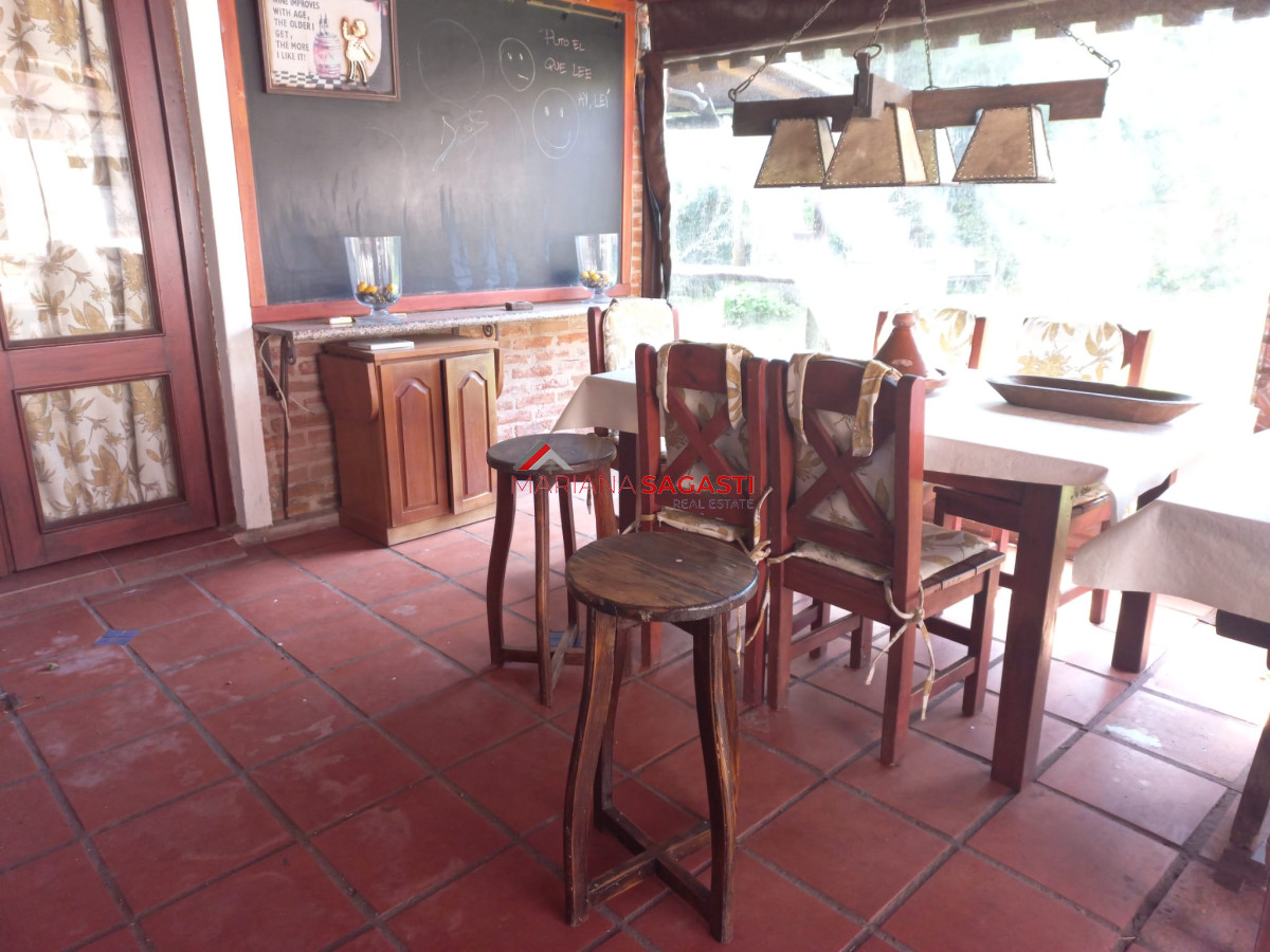 Casa ID.3863 - Alquiler y venta de casa de 3 dormitorios en Punta del Este