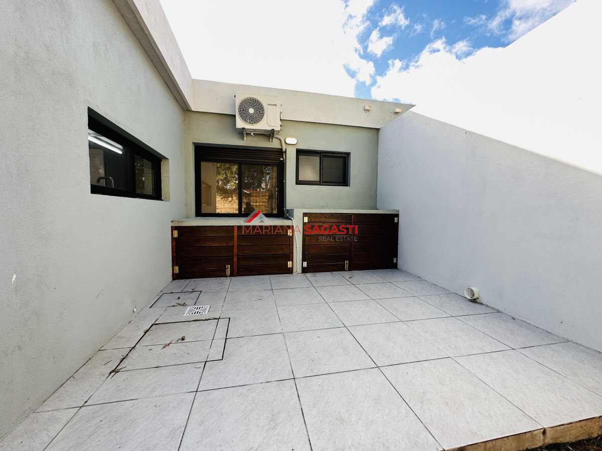 Casa ID.3859 - Casa con piscina en venta  en Punta del Este
