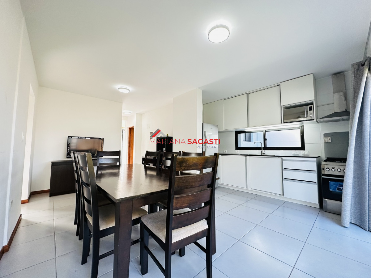 Casa ID.3859 - Casa con piscina en venta  en Punta del Este