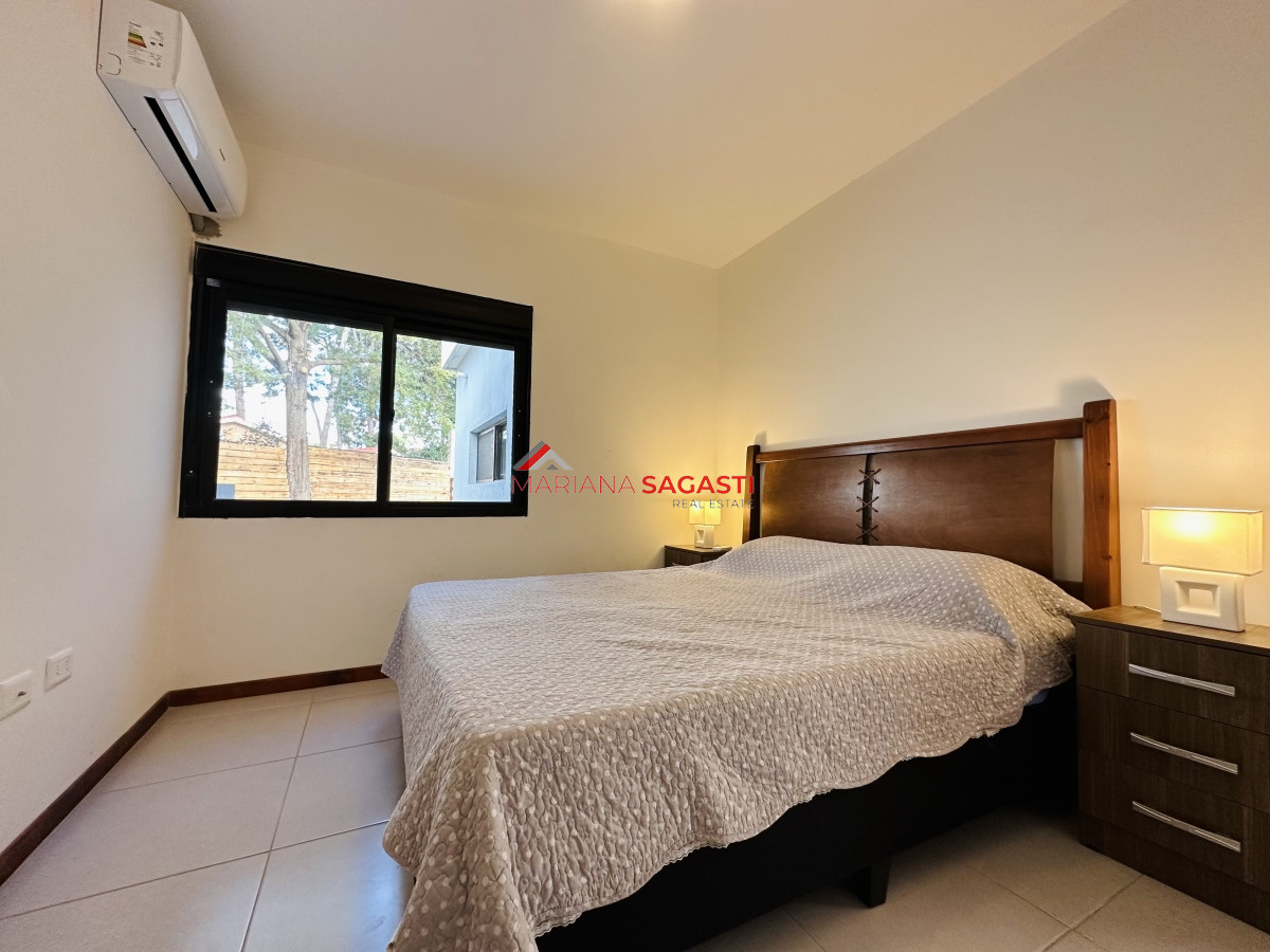 Casa ID.3859 - Casa con piscina en venta  en Punta del Este