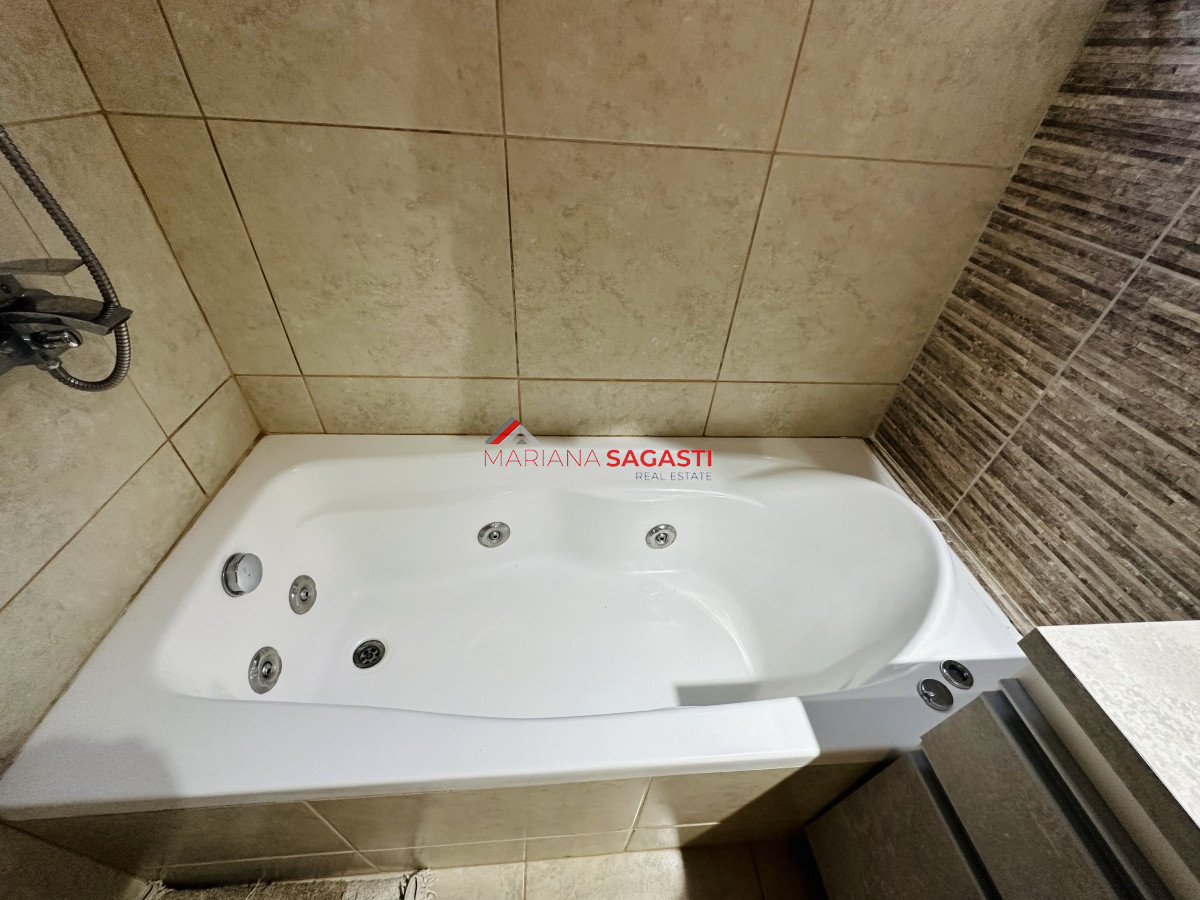 Casa ID.3859 - Casa con piscina en venta  en Punta del Este