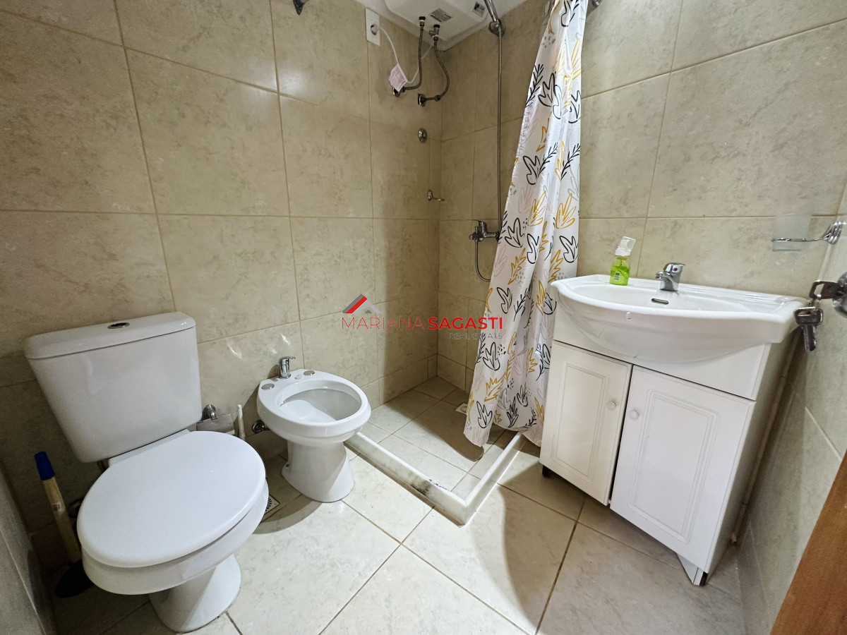 Casa ID.3859 - Casa con piscina en venta  en Punta del Este