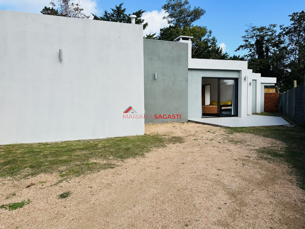 Casa ID.3859 - Casa con piscina en venta  en Punta del Este