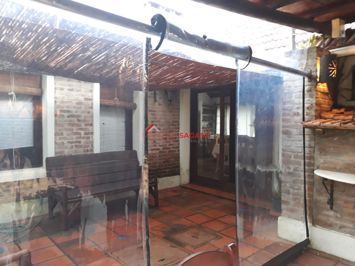 Casa ID.3863 - Alquiler y venta de casa de 3 dormitorios en Punta del Este