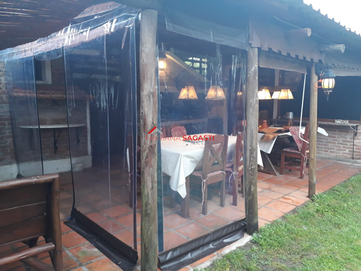 Casa ID.3863 - Alquiler y venta de casa de 3 dormitorios en Punta del Este