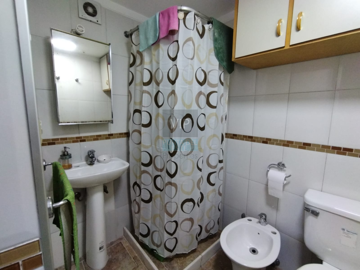 Casa ID.2344 - Venta de hermosa residencia frente al mar! 5 dormitorios 4 suites