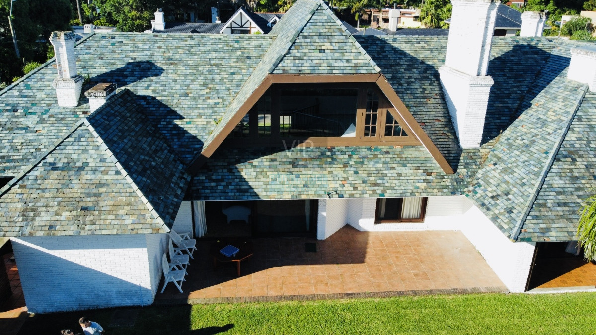 Casa ID.2343 - Casa en venta de 4 dormitorios en Punta del Este