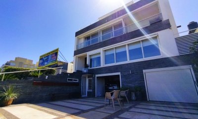 Venta de hermosa residencia frente al mar! 5 dormitorios 4 suites