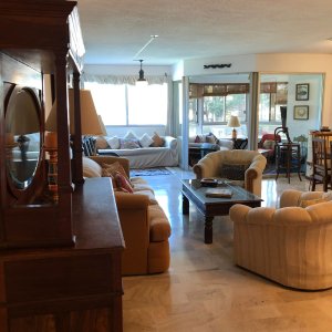 Apartamento en Roosevelt, 3 dormitorios más dependencia