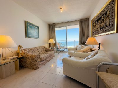Venta de apartamento de 2 dormitorios con todos los servicio