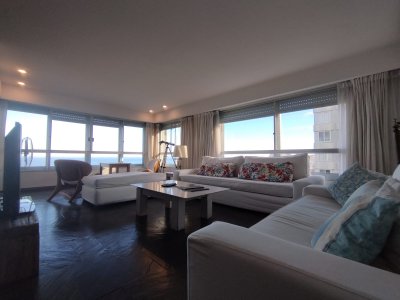 Alquiler y venta de apartamento de 3 dormitorios en Punta del Este