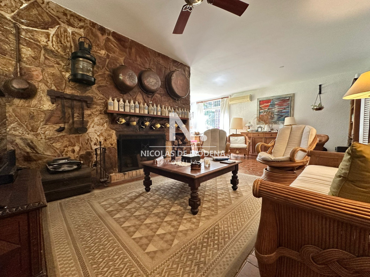 Casa en venta en Zona residencial, ideal todo el año en Punta del Este