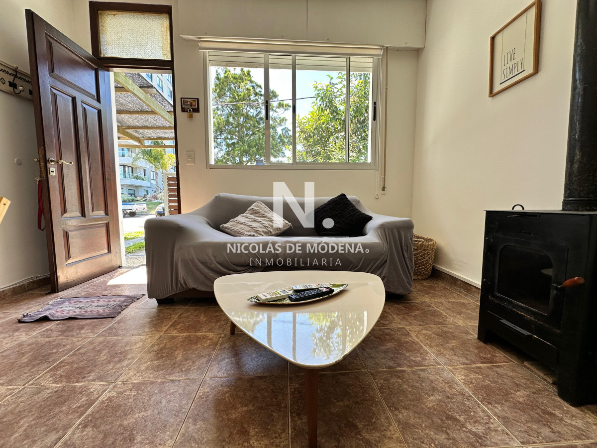 Los Angeles - GoPunta - Portal Inmobiliario de Punta del Este - Maldonado