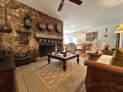 Casa en venta en Zona residencial, ideal todo el año en Punta del Este
