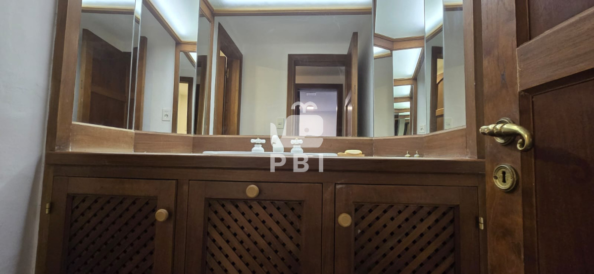 VmVudGEgYXBydGFtZW50byBlbiBQdW50YSBCYWxsZW5hLCBlc3BlY3RhY3VsYXIgdmlzdGEgY29uIFBhcnJpbGxlcm8gcHJvcGlvIC0gTUFSSU5BIERFTCBFU1RFIC0gUmVmIDogUEJJMTU0MDc=