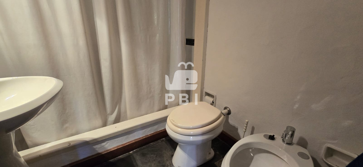 VmVudGEgYXBydGFtZW50byBlbiBQdW50YSBCYWxsZW5hLCBlc3BlY3RhY3VsYXIgdmlzdGEgY29uIFBhcnJpbGxlcm8gcHJvcGlvIC0gTUFSSU5BIERFTCBFU1RFIC0gUmVmIDogUEJJMTU0MDc=