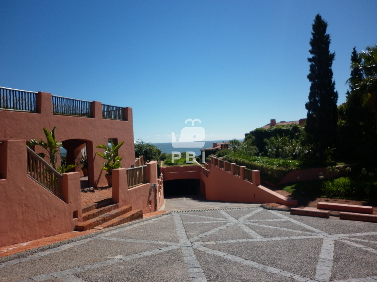 VmVudGEgYXBydGFtZW50byBlbiBQdW50YSBCYWxsZW5hLCBlc3BlY3RhY3VsYXIgdmlzdGEgY29uIFBhcnJpbGxlcm8gcHJvcGlvIC0gTUFSSU5BIERFTCBFU1RFIC0gUmVmIDogUEJJMTU0MDc=