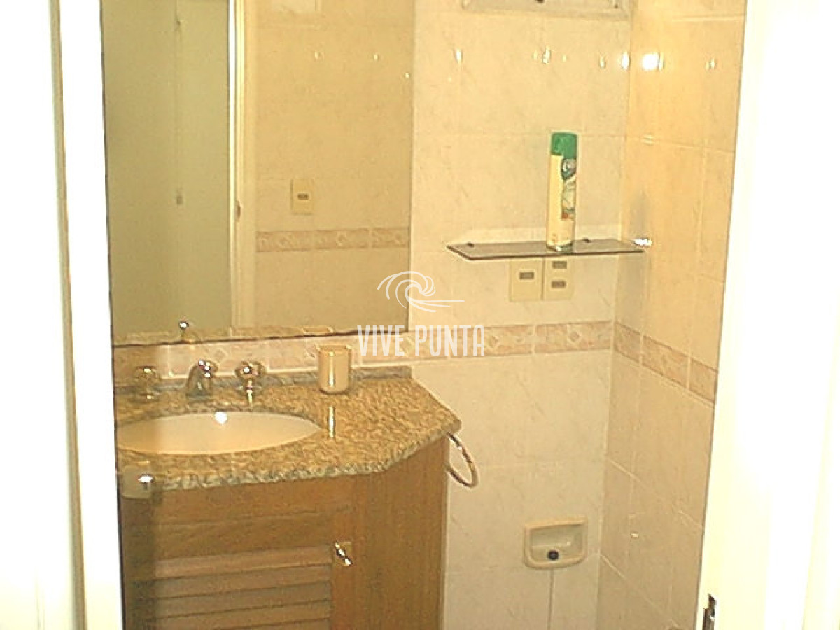 Apartamento ID.514 - Apartamento de 3 dormitorios en venta en Punta del Este