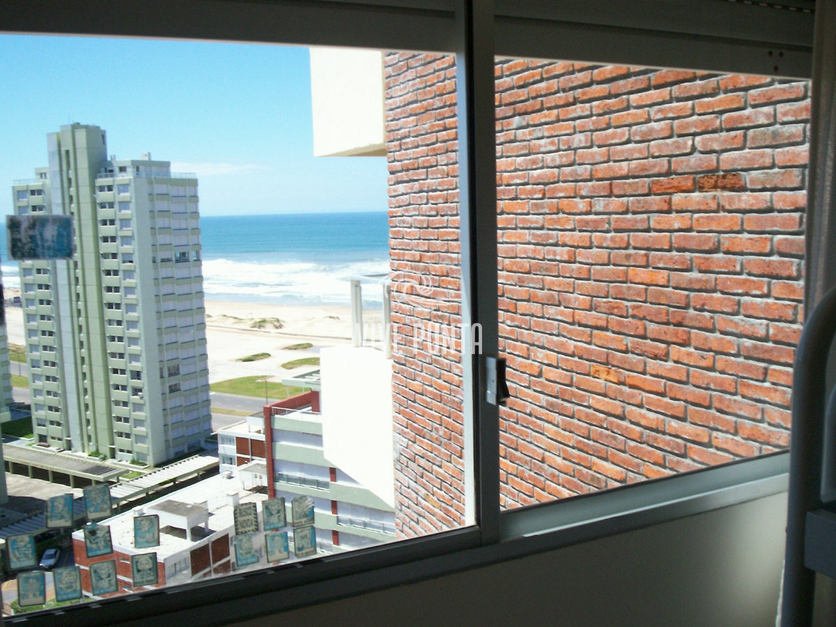 Apartamento ID.514 - Apartamento de 3 dormitorios en venta en Punta del Este