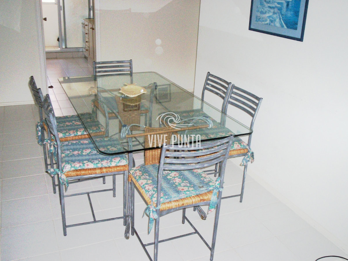 Apartamento ID.514 - Apartamento de 3 dormitorios en venta en Punta del Este
