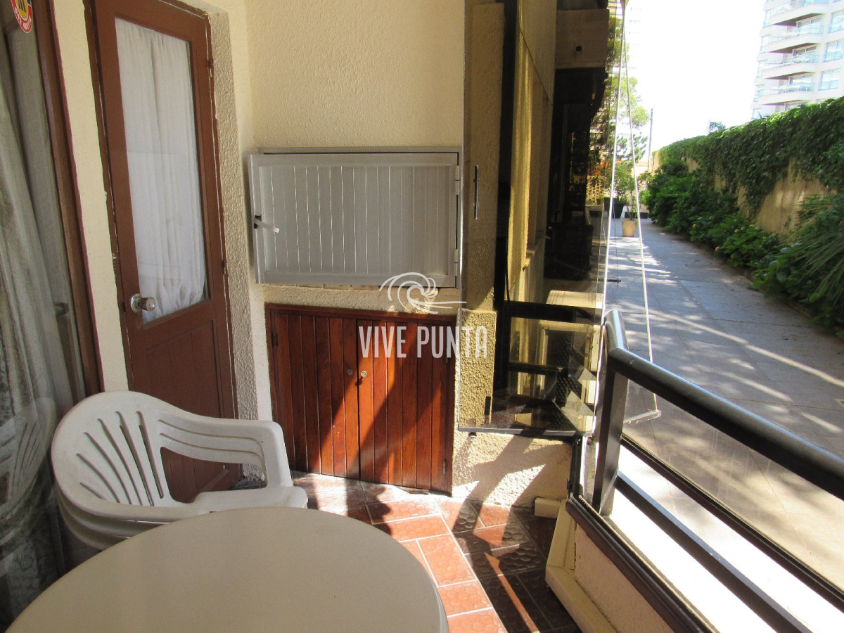 Apartamento ID.1020 - venta de apartamento en playa brava con parrillero y dos garages
