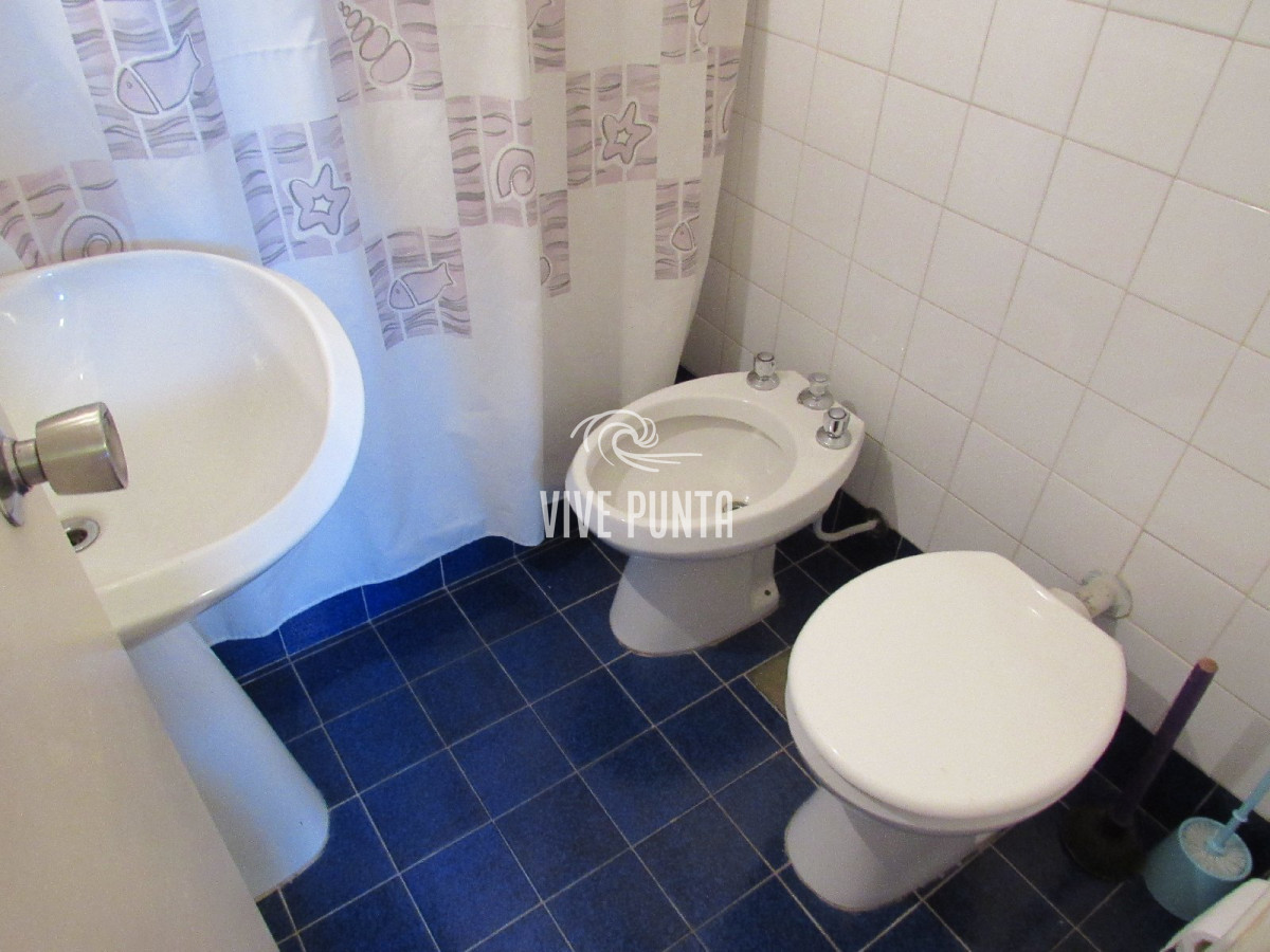 Apartamento ID.1020 - venta de apartamento en playa brava con parrillero y dos garages