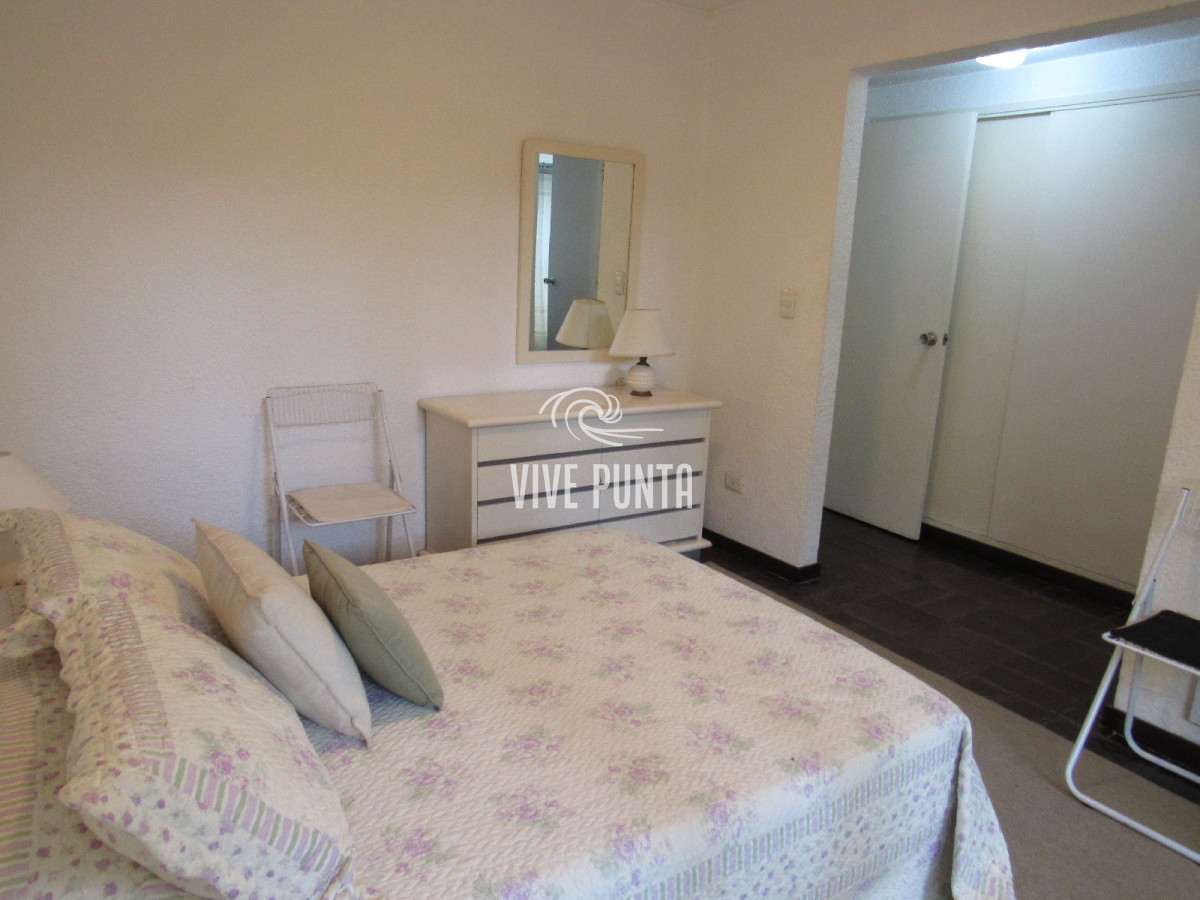 Apartamento ID.1020 - venta de apartamento en playa brava con parrillero y dos garages