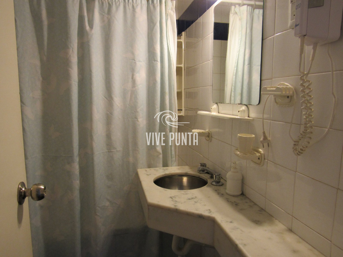 Apartamento ID.1020 - venta de apartamento en playa brava con parrillero y dos garages