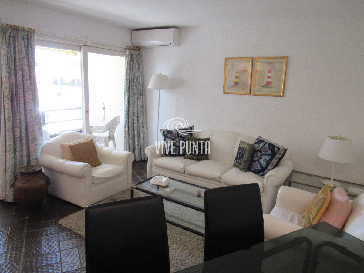 Apartamento ID.1020 - venta de apartamento en playa brava con parrillero y dos garages