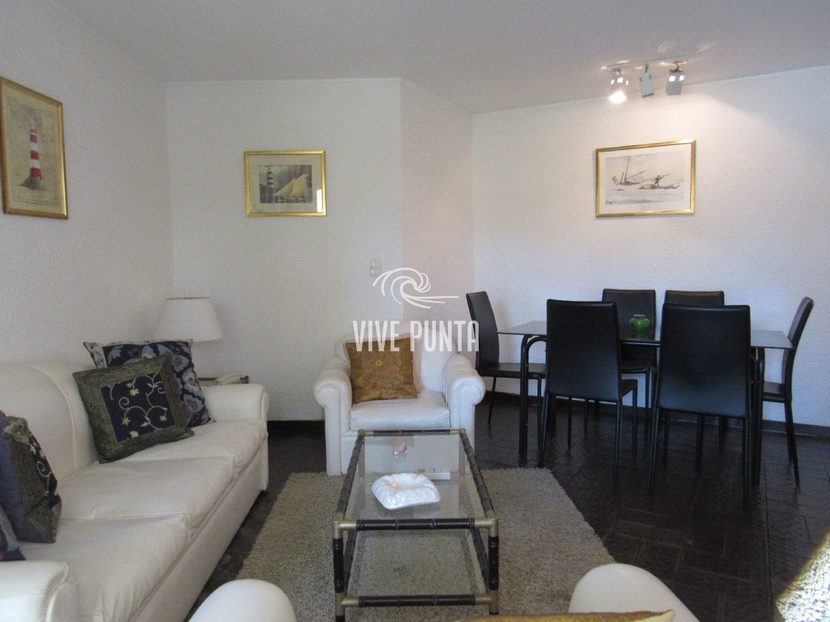 Apartamento ID.1020 - venta de apartamento en playa brava con parrillero y dos garages