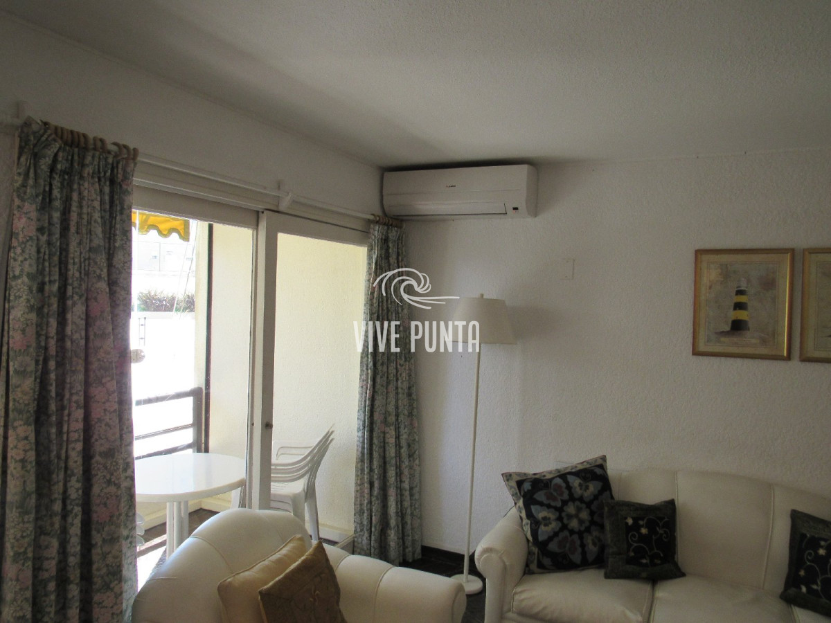 Apartamento ID.1020 - venta de apartamento en playa brava con parrillero y dos garages